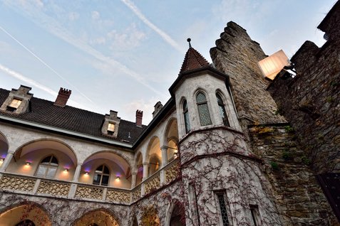 Schlosshof