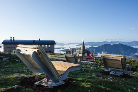 Ruhezone beim Terzerhaus Ruhezone beim Terzerhaus